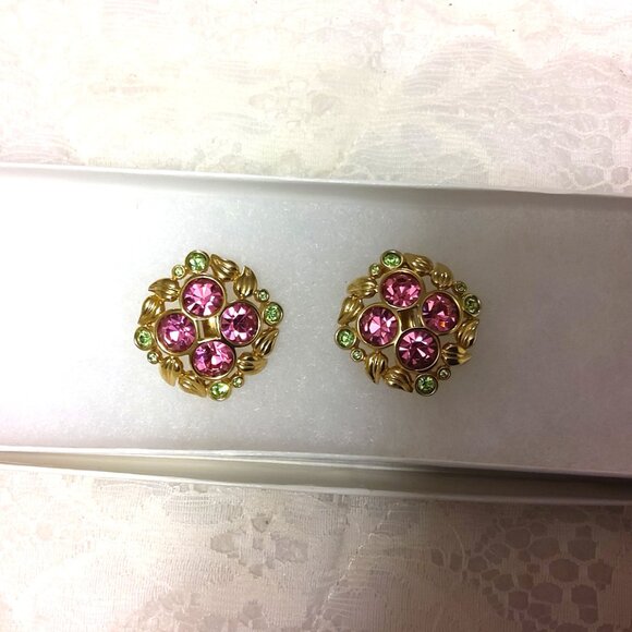 Vintage Pink & Green Crystal Gold Tone Earrings Non-Pierced Clip Earrings - Picture 9 of 11